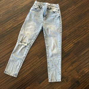 Cotton On Stretch Mom Jean, size 6, light blue denim